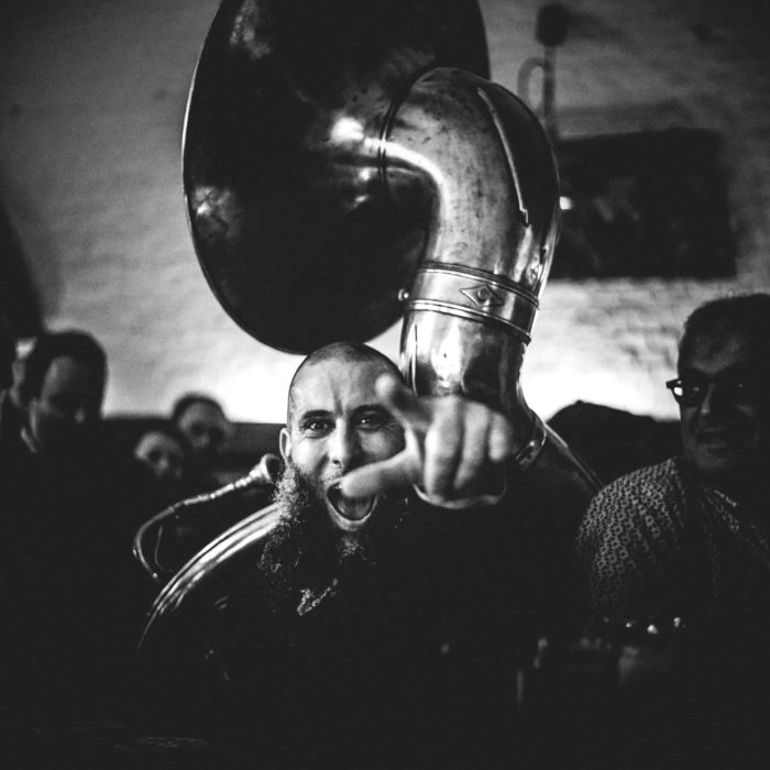 En Fanfare 3